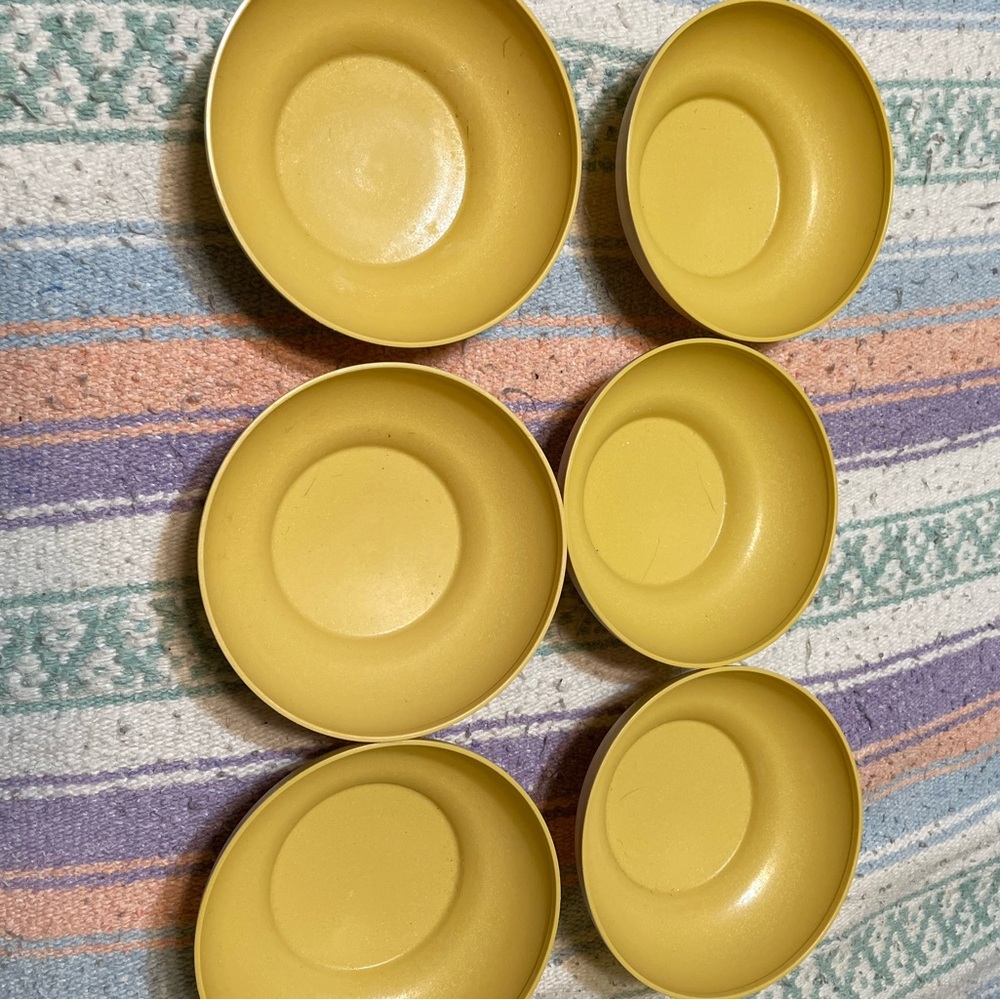 TUPPERWARE BOWLS - Picture 4 of 6